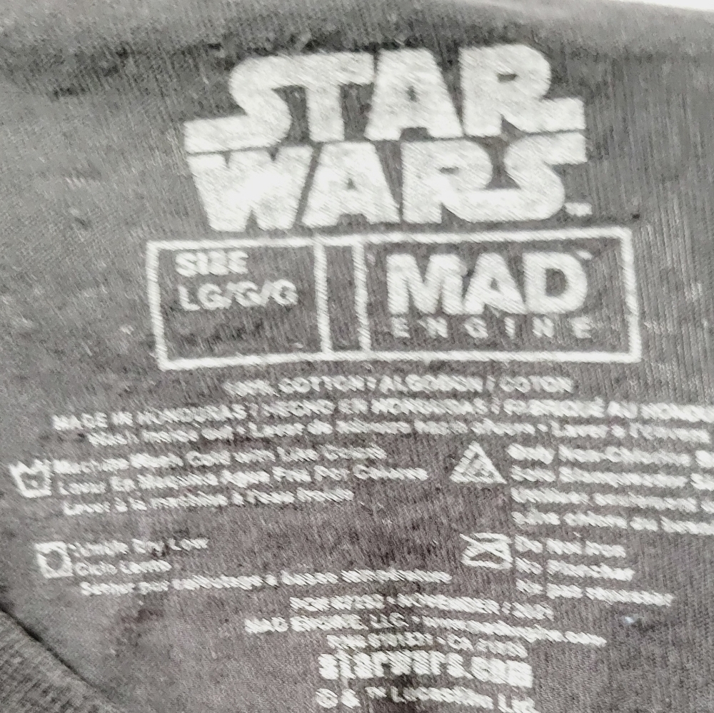 Star Wars The Mandalorian Graphic T-Shirt Large - Picture 4 of 4